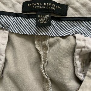 Used men’s Banana Republic Chinos 34x36